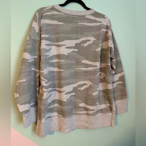 Aerie camo sweater w slits size M - Picture 3 of 5